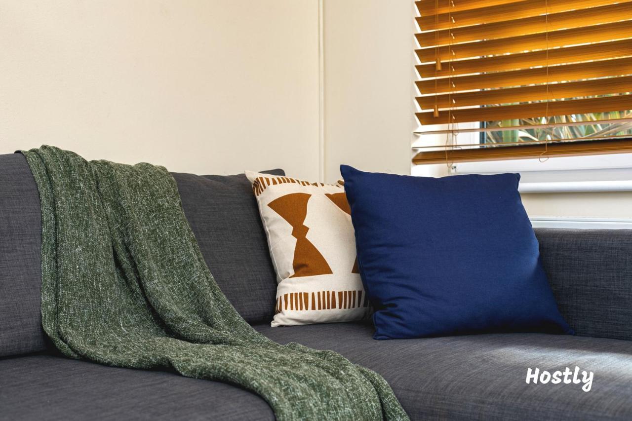 Puffin Way - Comfortable, Spacious House With Parking Reading Luaran gambar